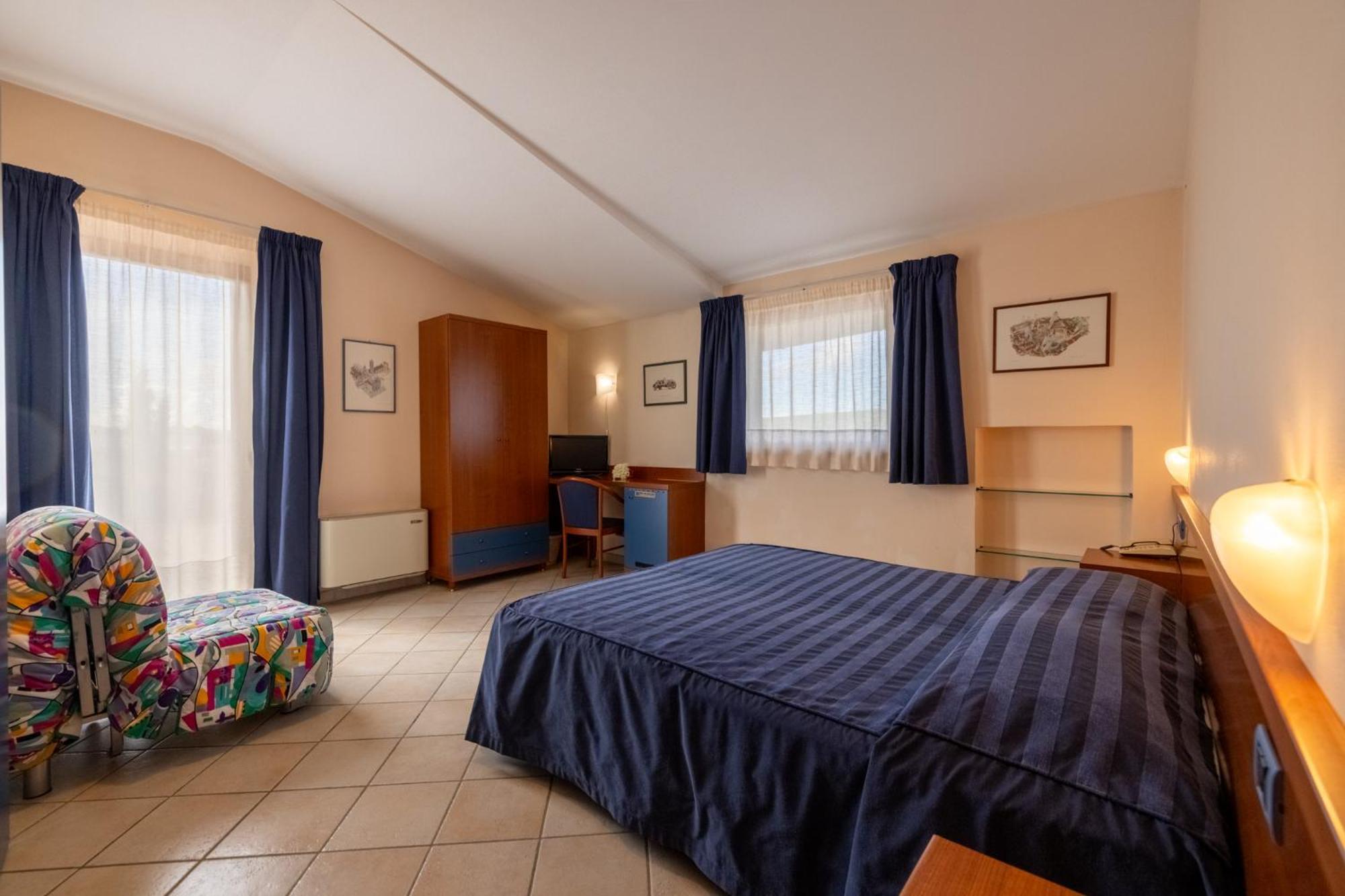 1000 Miglia Hotell Monteroni dʼArbia Eksteriør bilde