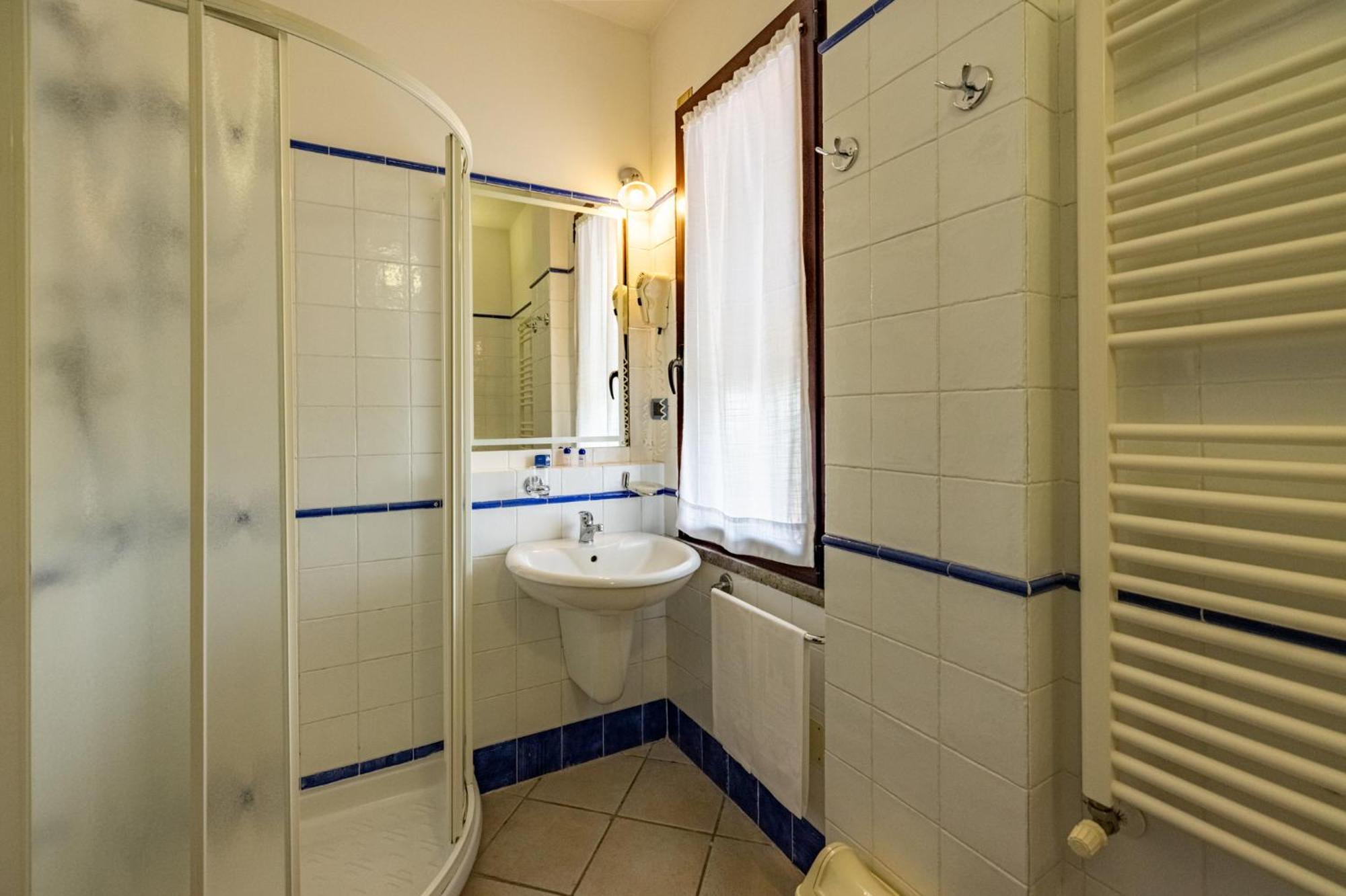 1000 Miglia Hotell Monteroni dʼArbia Eksteriør bilde