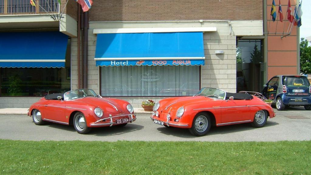 1000 Miglia Hotell Monteroni dʼArbia Eksteriør bilde